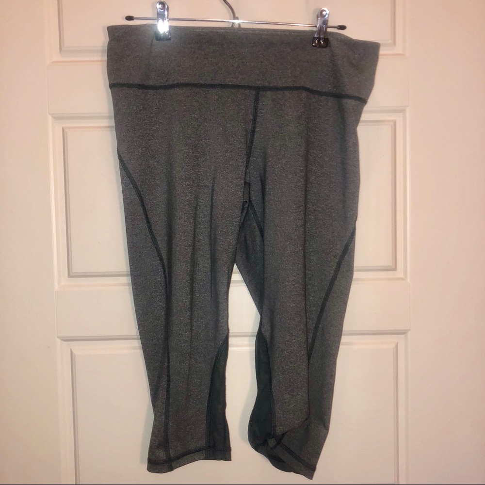 Zella Mesh Cut out cropped leggings - Picture 2 of 7